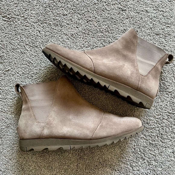 Sorel Harlow Size 11 Chelsea Boots Ash Brown Suede NL3335-240 Pull-On Waterproof - Picture 3 of 6